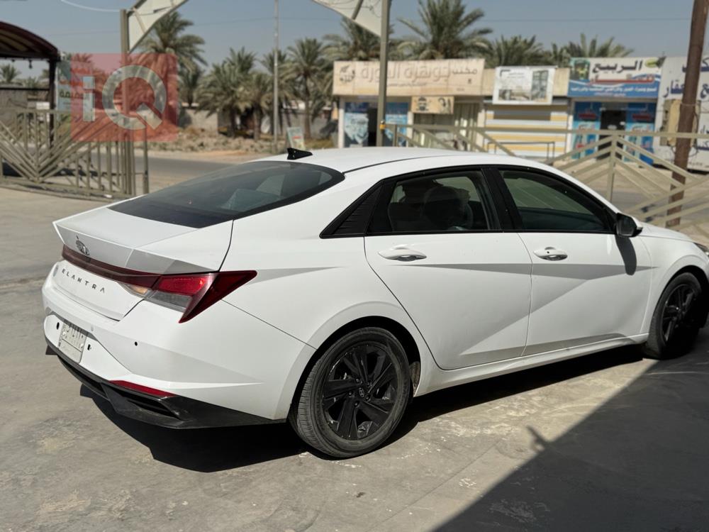 هیوندای ئەلەنترا